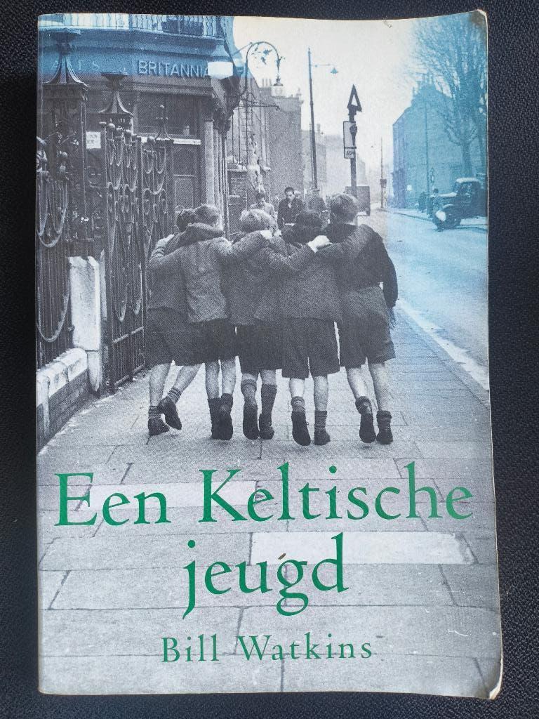 Een Keltische jeugd - Bill Watkins, Ophalen of Verzenden, Gelezen, Bill Watkins
