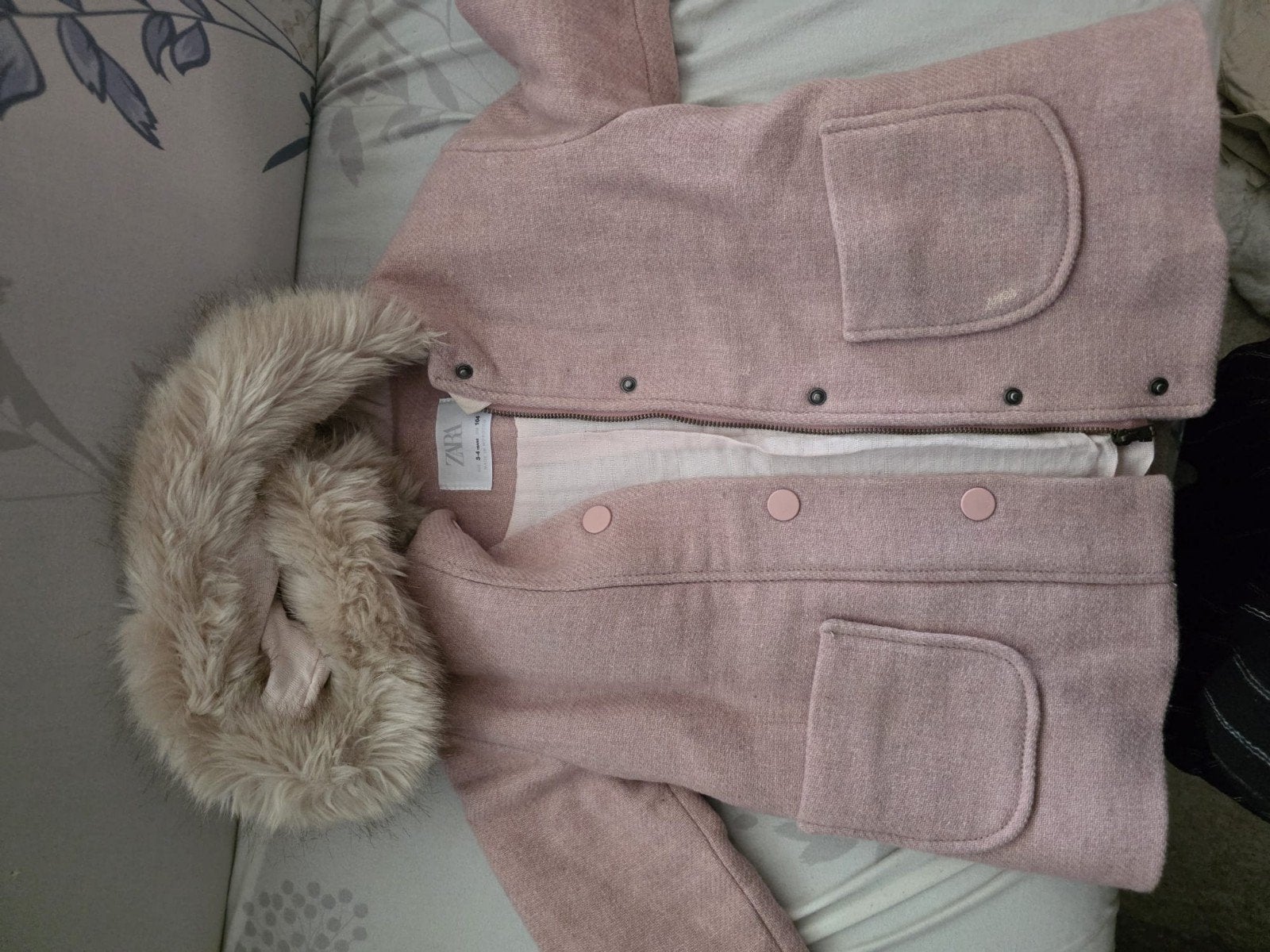 Zara Winterjas Roze Maat 98/104 met Bontkraag, Ophalen, Gebruikt, Meisje, Zara