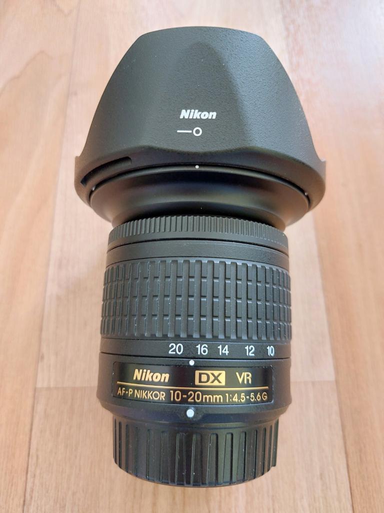 Nikon groothoek zoomlens AF-P DX 10-20mm, Ophalen of Verzenden, Zo goed als nieuw, Groothoeklens