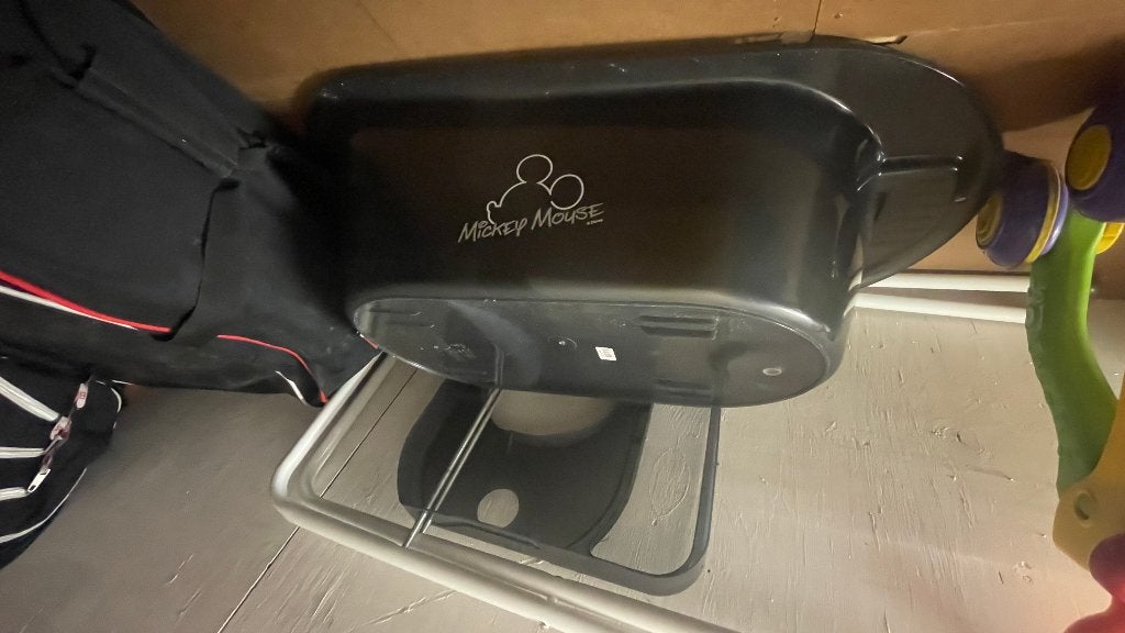 bébé-jou mickey mouse bad met standaard van Anel, Ophalen, Gebruikt, Badje, Bébé-jou