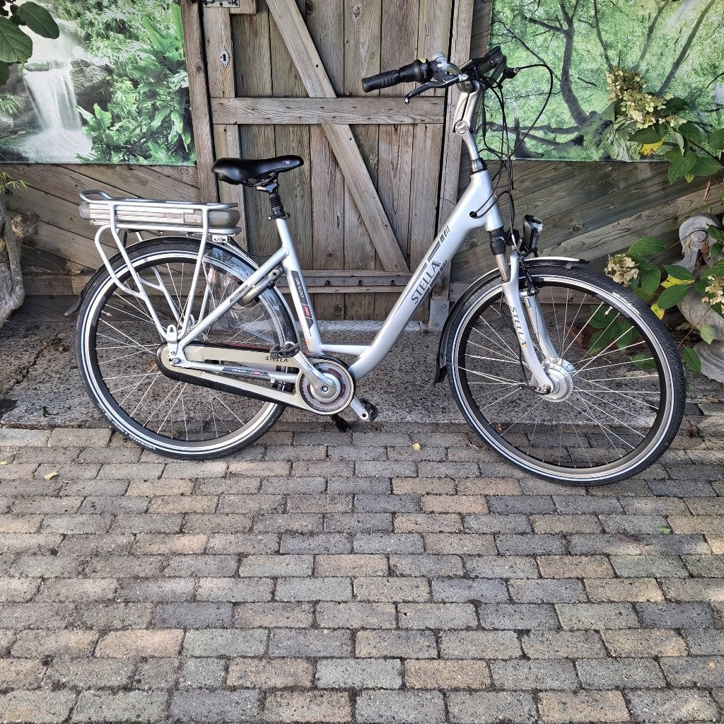 Stella giraldo . Elektrische fiets / e-bike, Zo goed als nieuw, 51 tot 55 cm, 50 km per accu of meer, Ophalen