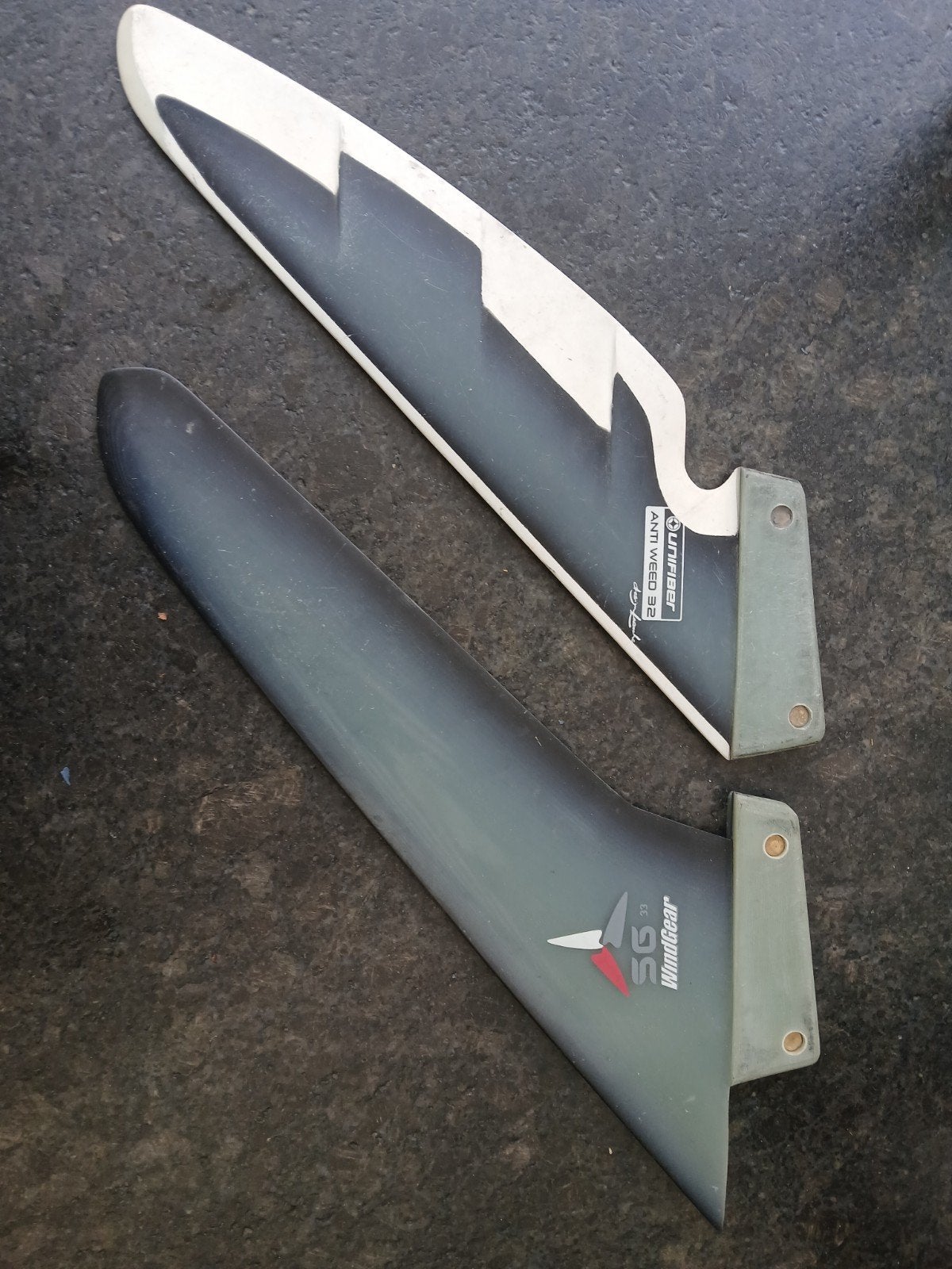 Windsurf vinnen: Unifiber 32 en Windgear 33, Watersport en Boten, Ophalen of Verzenden, Gebruikt, Unifiber, Vin