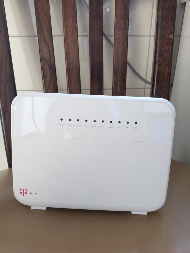 T-Mobile Huawei HG659 Router met modem, Ophalen of Verzenden, Gebruikt, Router met modem, Huawei