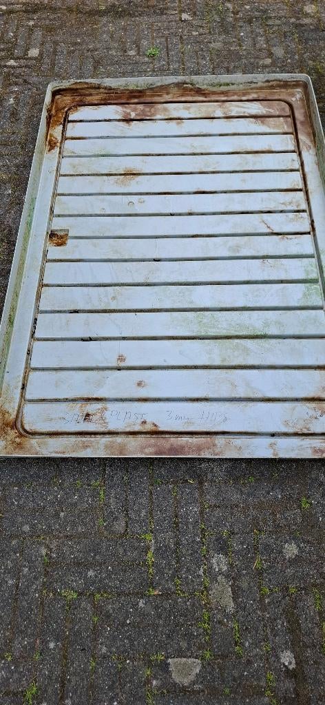 kweektafel bakken, Ophalen, Zo goed als nieuw, Kweekbak