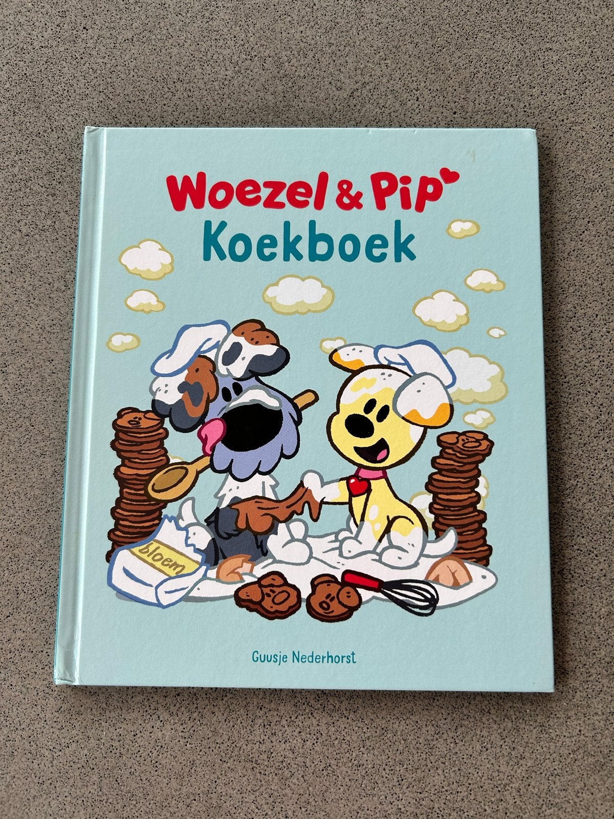 Woezel en Pip Kookboek - Inclusief Koekjesrecept, Ophalen of Verzenden, Zo goed als nieuw, Overige gebieden, Taart, Gebak en Desserts