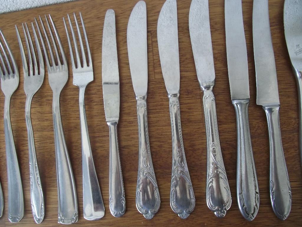 22 vintage decoratie bestek 18-23 cm divers Barok model p st, Antiek en Kunst, Antiek | Bestek, Ophalen of Verzenden