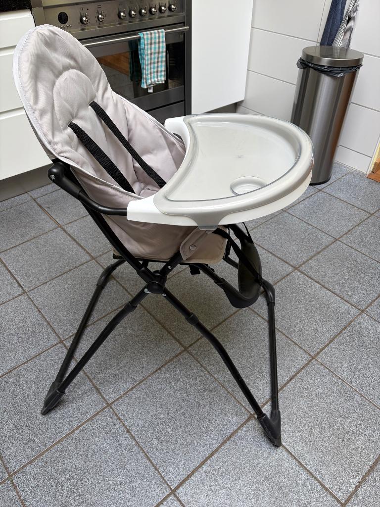 Inklapbare kinderstoel, Kinderen en Baby's, Kinderstoelen, Ophalen, Zo goed als nieuw, Inklapstoel, Gordel(s)