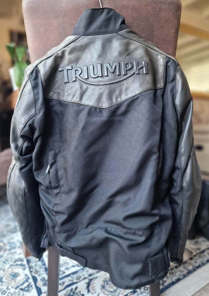 Ladies Triumph motorbike jacket, XS, Jas | textiel, Triumph, Ophalen of Verzenden, Dames