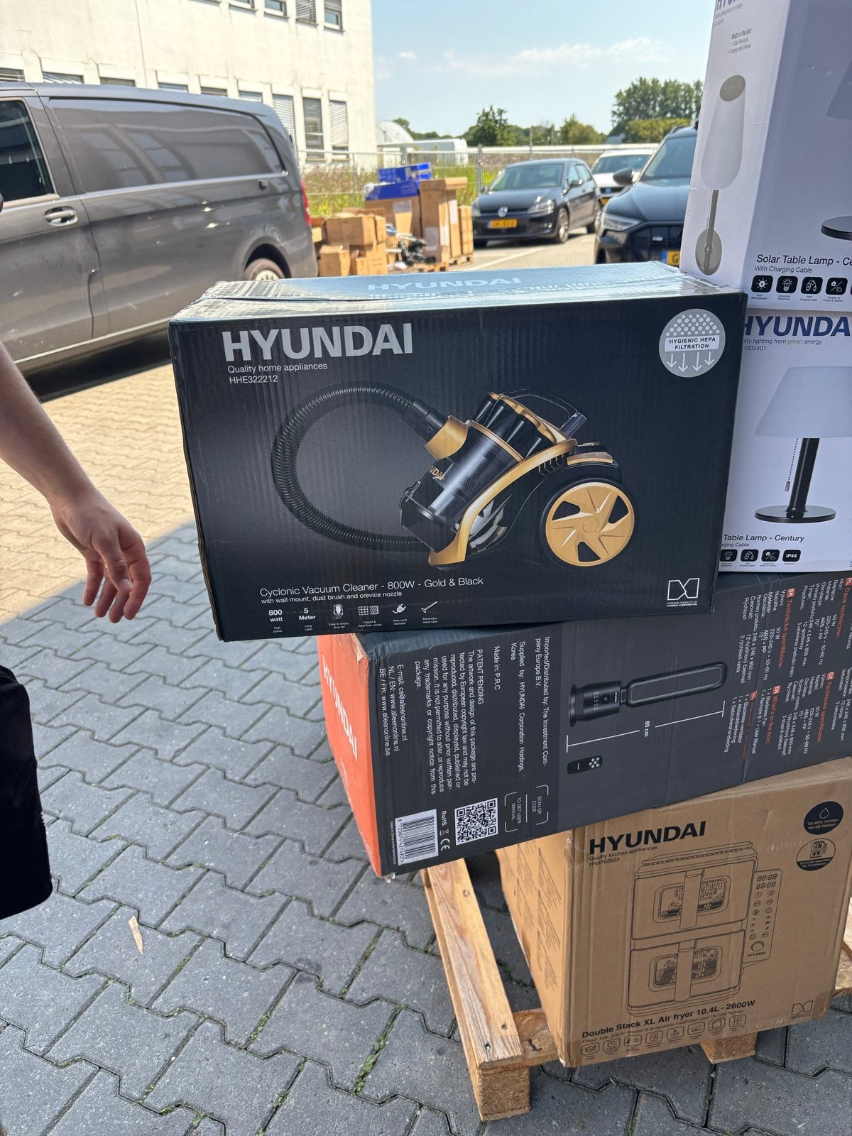 Hyundai Cyclonic Stofzuiger 800W Goud & Zwart, Ophalen, Overige merken, Nieuw, Sledestofzuiger