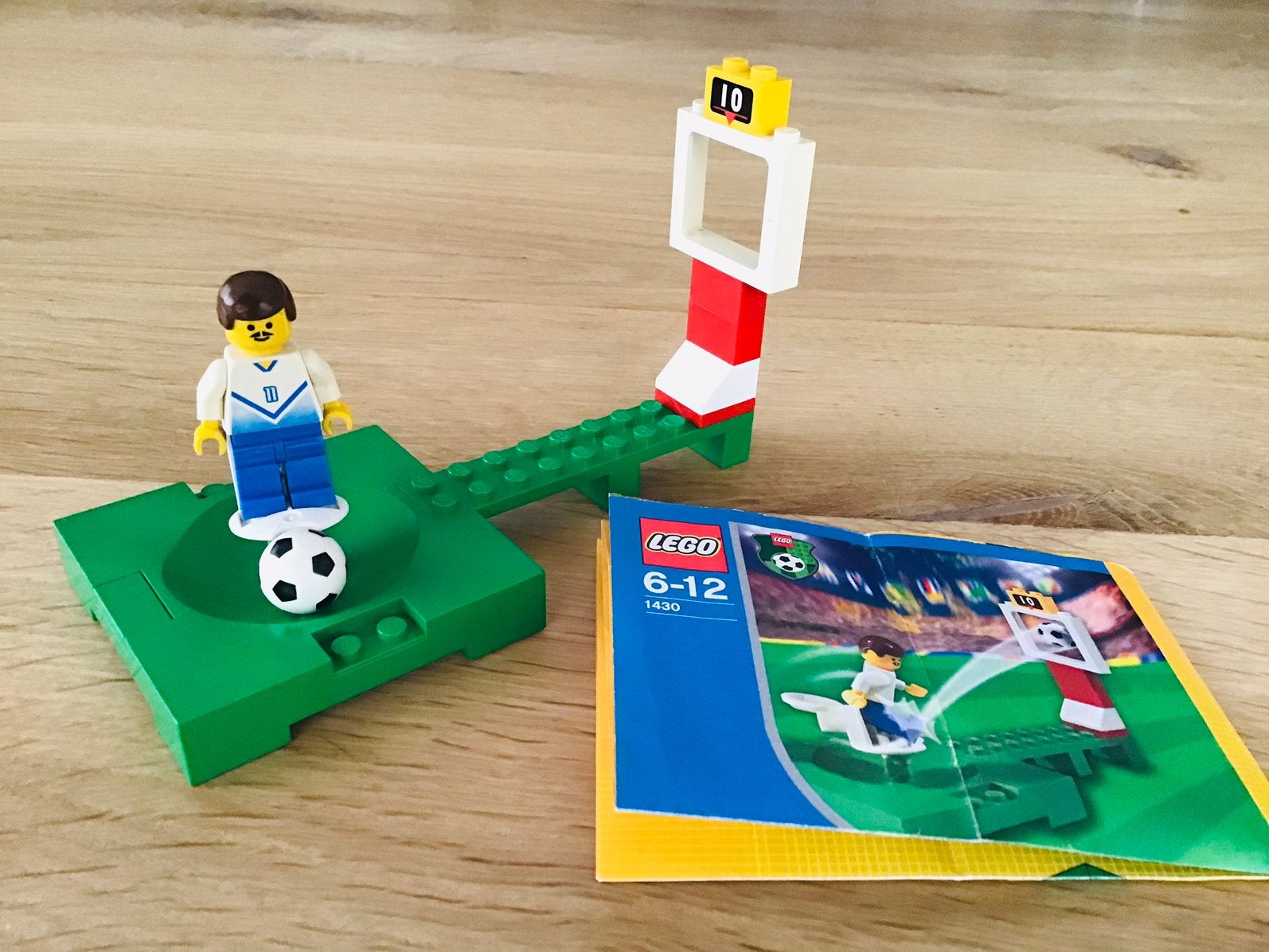 LEGO soccer 1430, voetbal, schiet oefening, compleet, ZGAN, Kinderen en Baby's, Overige thema's, Lego, Ophalen of Verzenden, Zo goed als nieuw