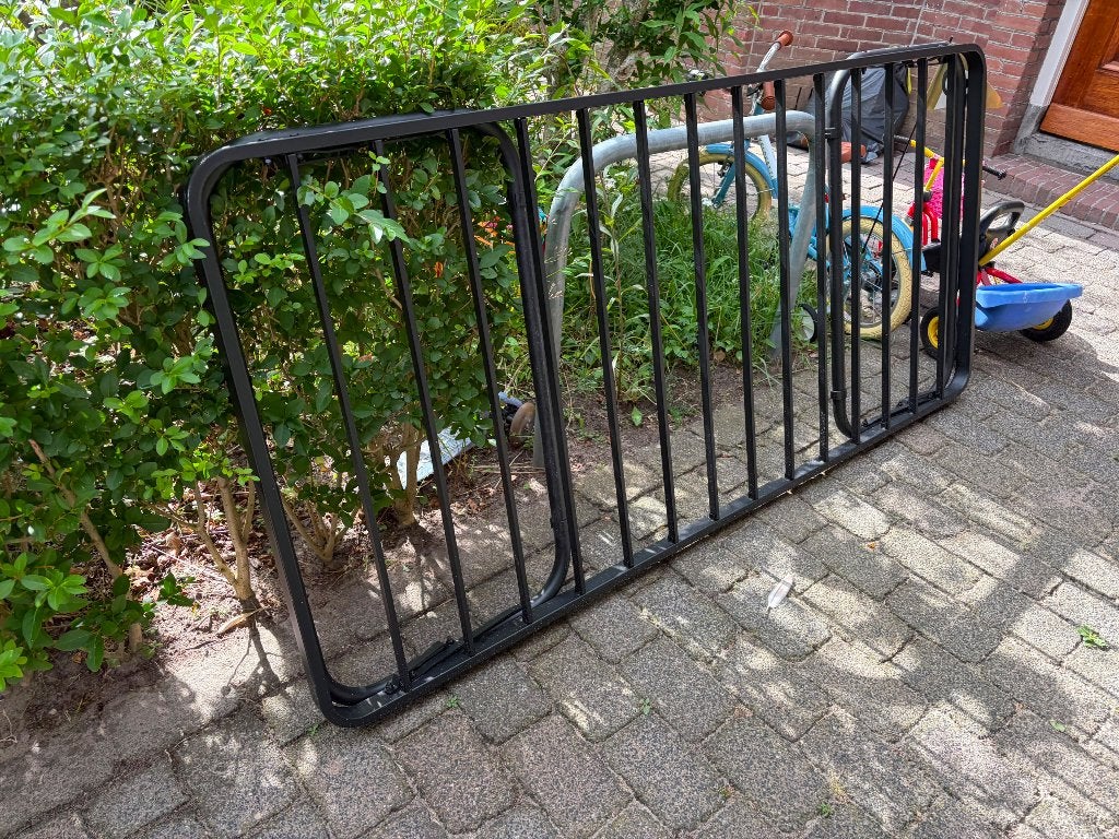 Gratis bed / Logeerbed / bedframe 90 x 200, Ophalen, Gebruikt, 90 cm, Eenpersoons