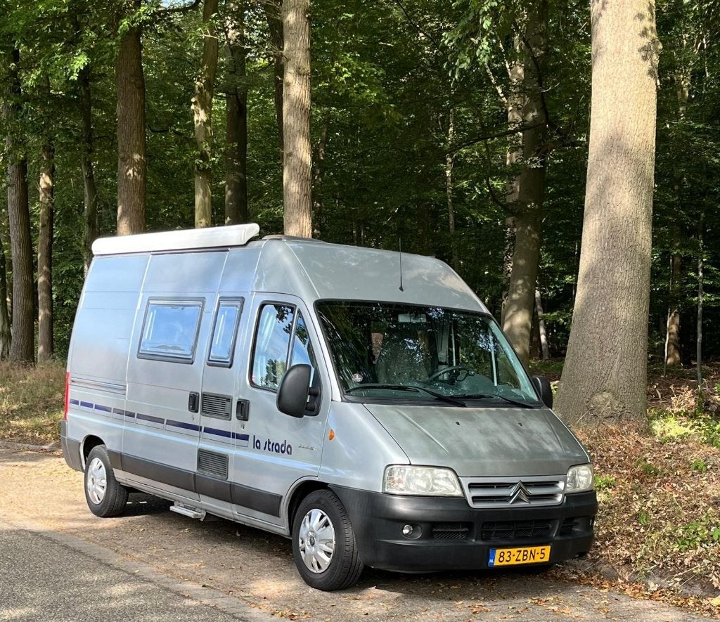 La Strada Avanti L fabriekscamper 2005, Kluisje, Ringverwarming, Tot en met 3, Particulier