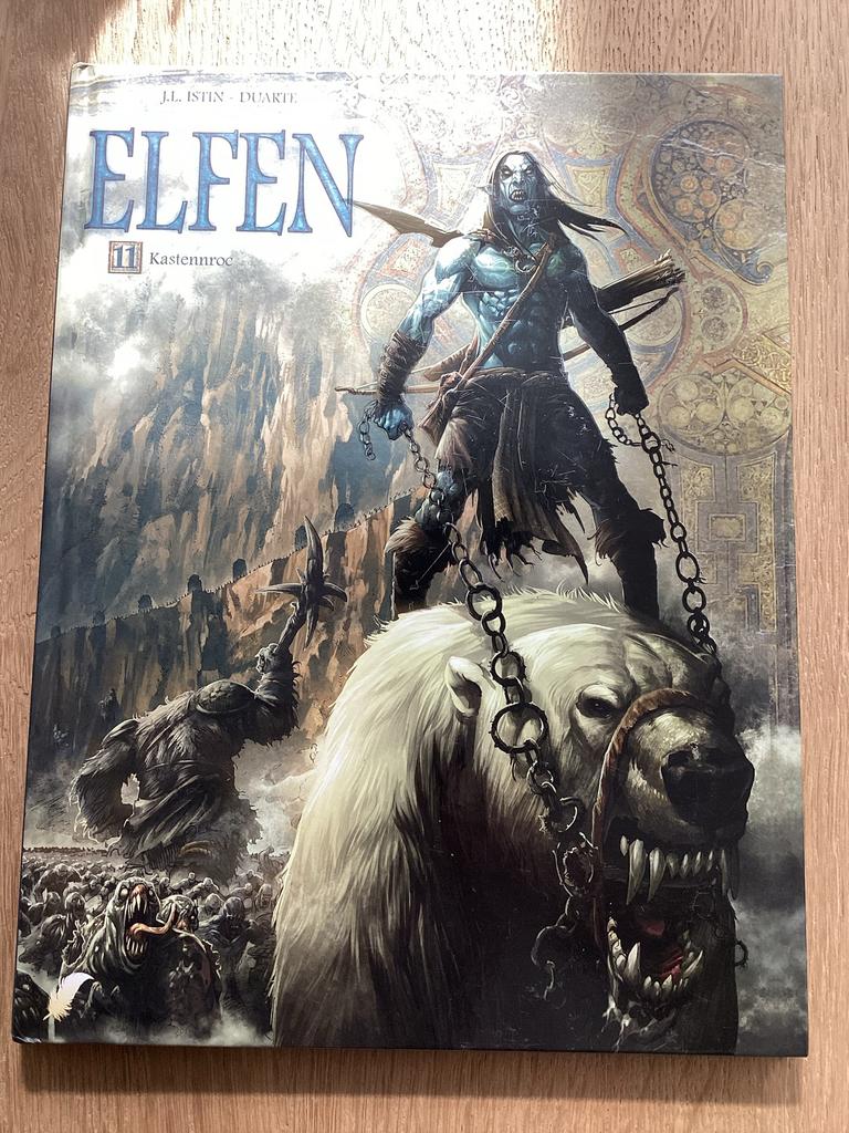 Elfen deel 11 Kastenroc - Hardcover in zeer goede staat, Ophalen of Verzenden, Zo goed als nieuw