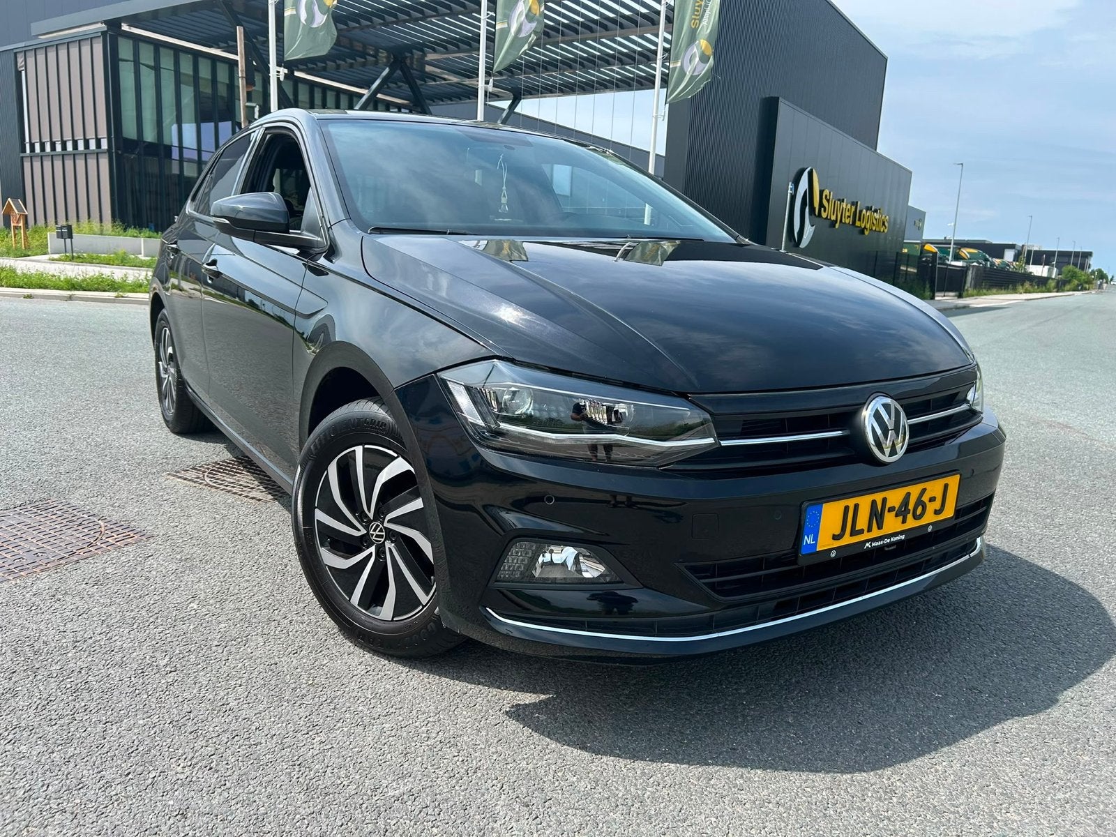 Volkswagen polo 2g, Voorwielaandrijving, Zwart, Leder en Stof, USB