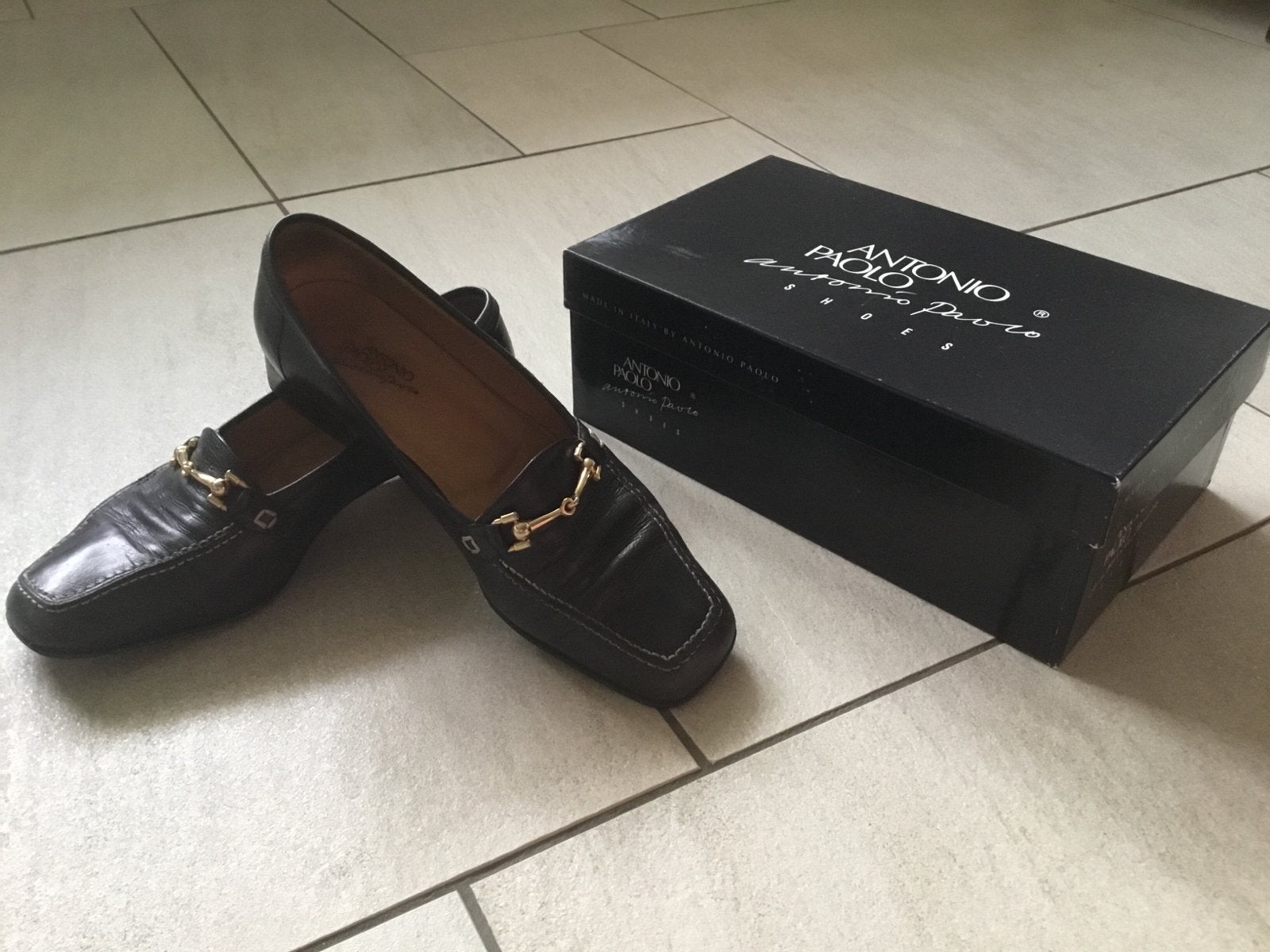 Antonio Paolo Instappers - Zwart leer, maat 37.5, Kleding | Dames, Schoenen, Ophalen of Verzenden, Gedragen, Instappers, Zwart