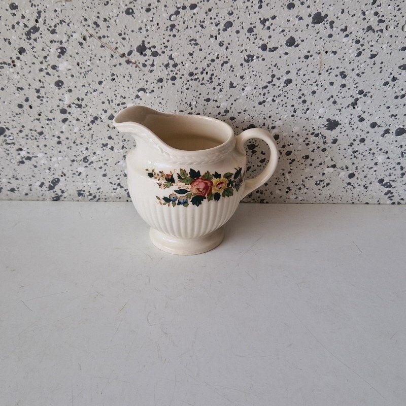 Wedgwood Conway melkkannetje, Ophalen of Verzenden