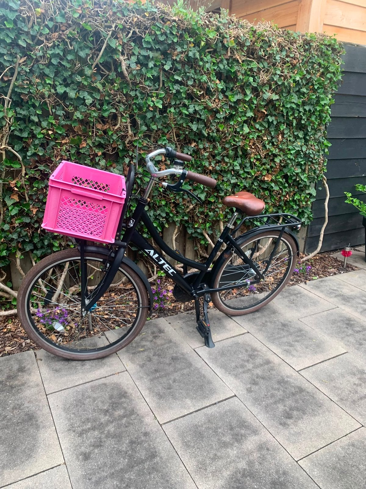 Meisjesfiets Altec 26 inch transportfiets 3 versnellingen, Ophalen, Zo goed als nieuw, 26 inch of meer, Versnellingen