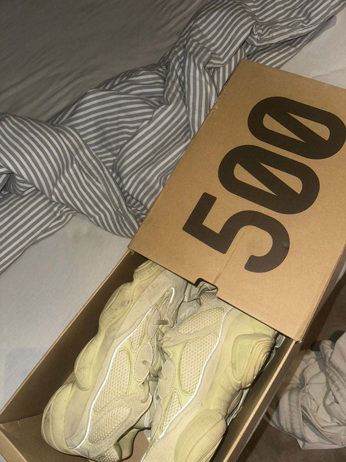 Yeezy 500, Ophalen of Verzenden, Zo goed als nieuw, Zwart