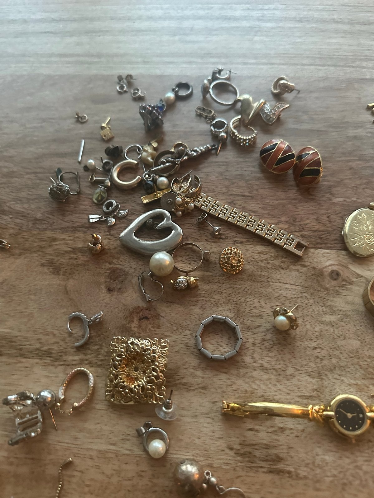 Diverse sieraden en onderdelen - Goudkleurig en zilverkleuri, Ophalen of Verzenden, Gebruikt