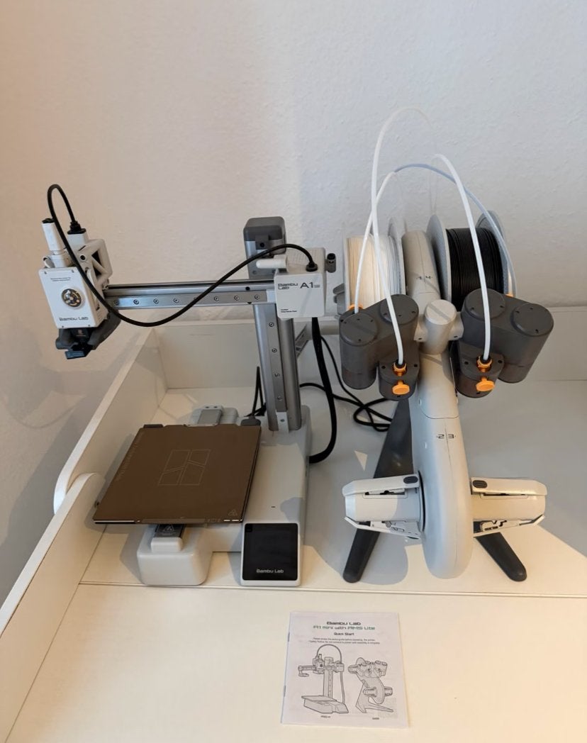 Bambu Lab A1 mini 3D-printer met AMS Lite, Computers en Software, Verzenden, Gebruikt, Filament