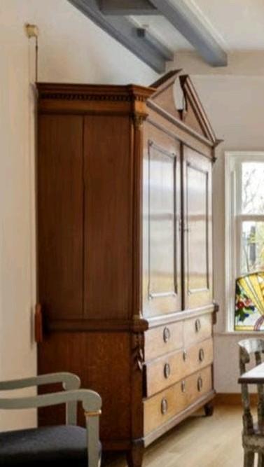 Antiek Louis Seize eikenhouten kabinet, Antiek en Kunst, Ophalen