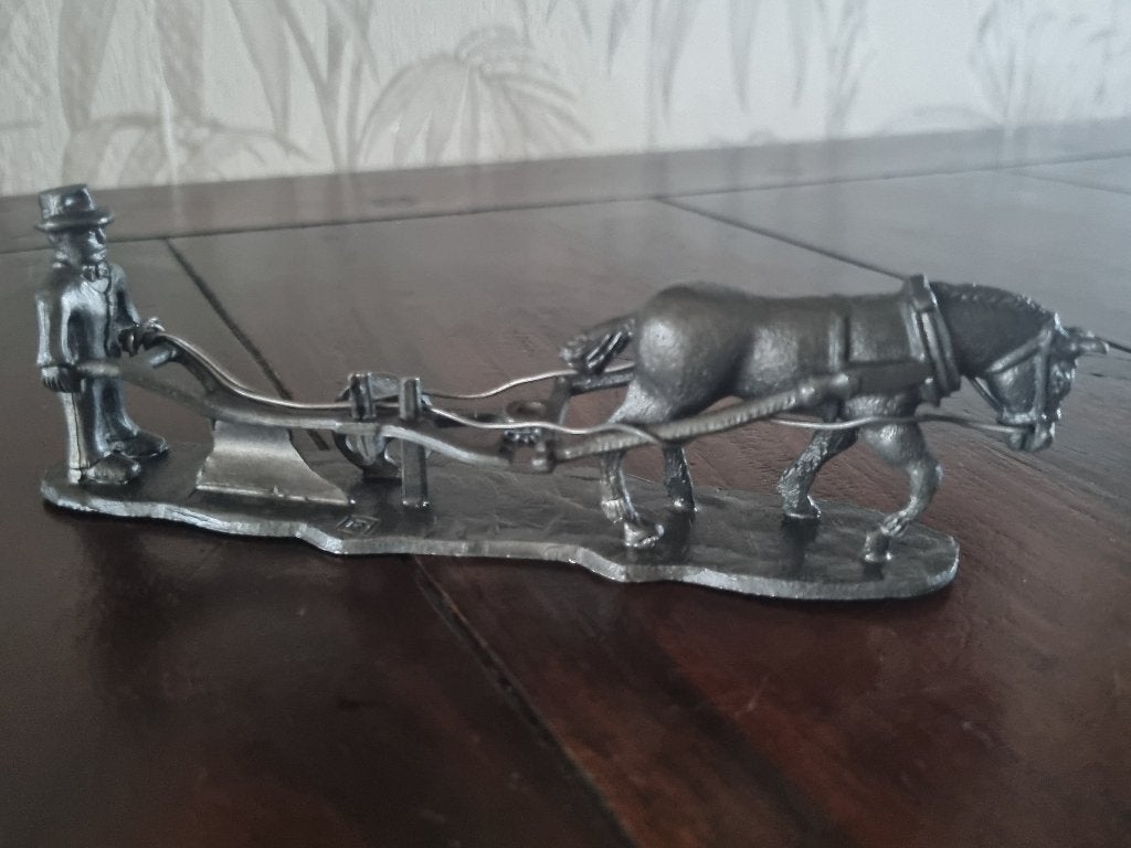 Tinnen Beeldje van een Boer met Paard., Antiek en Kunst, Antiek | Tin, Ophalen of Verzenden