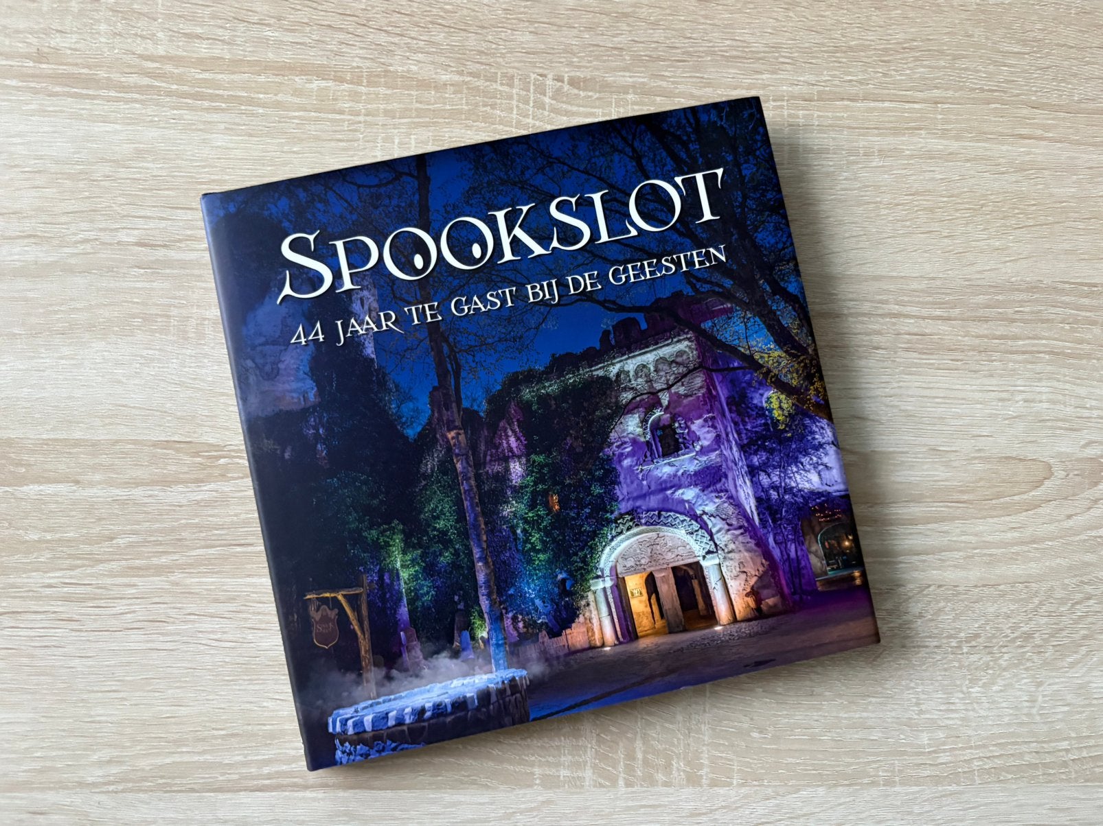 Spookslot 44 jaar te gast - uitgave sluiting Spookslot, Ophalen of Verzenden, Zo goed als nieuw, Overige typen