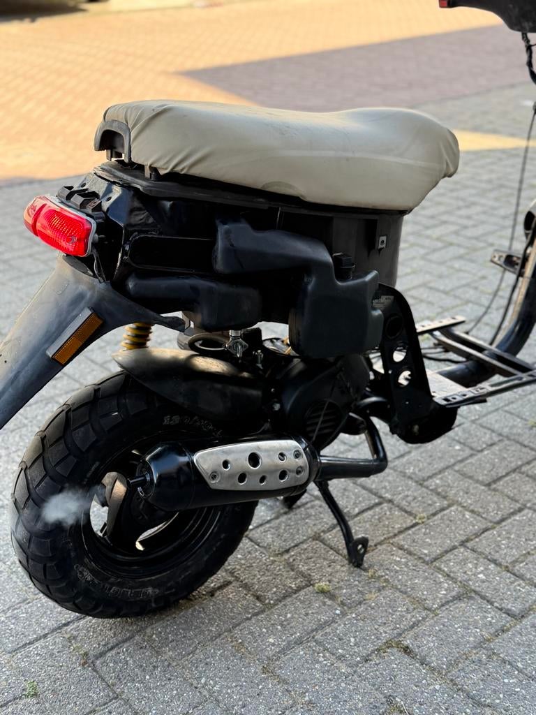 Piaggio Typhoon, Tweetakt, Gebruikt, Maximaal 45 km/u, 49 cc