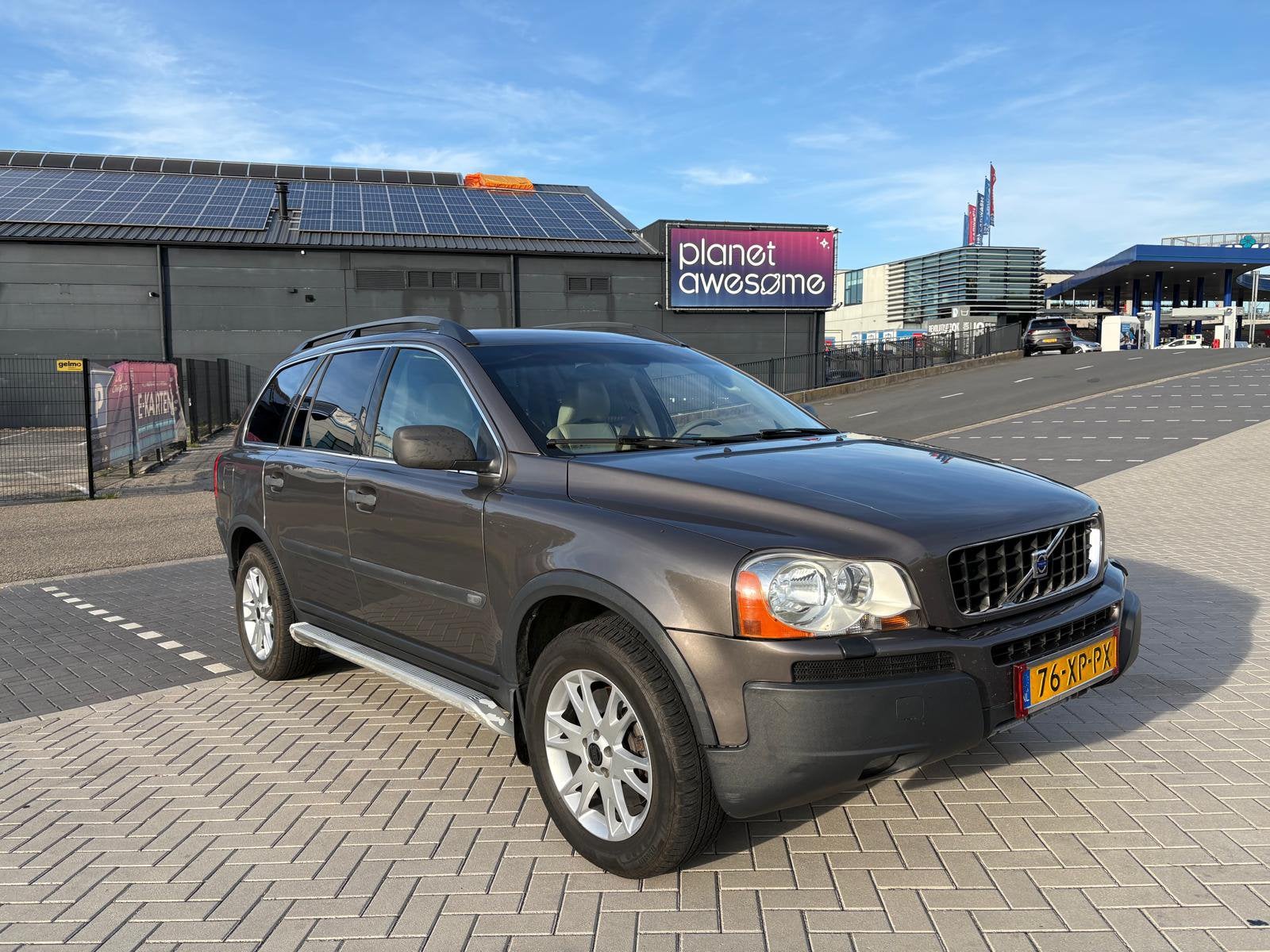 Volvo XC90 2.4 D5 Geartronic 2005 Bruin, Auto's, Volvo, 7 stoelen, 163 pk, 11 km/l, Diesel