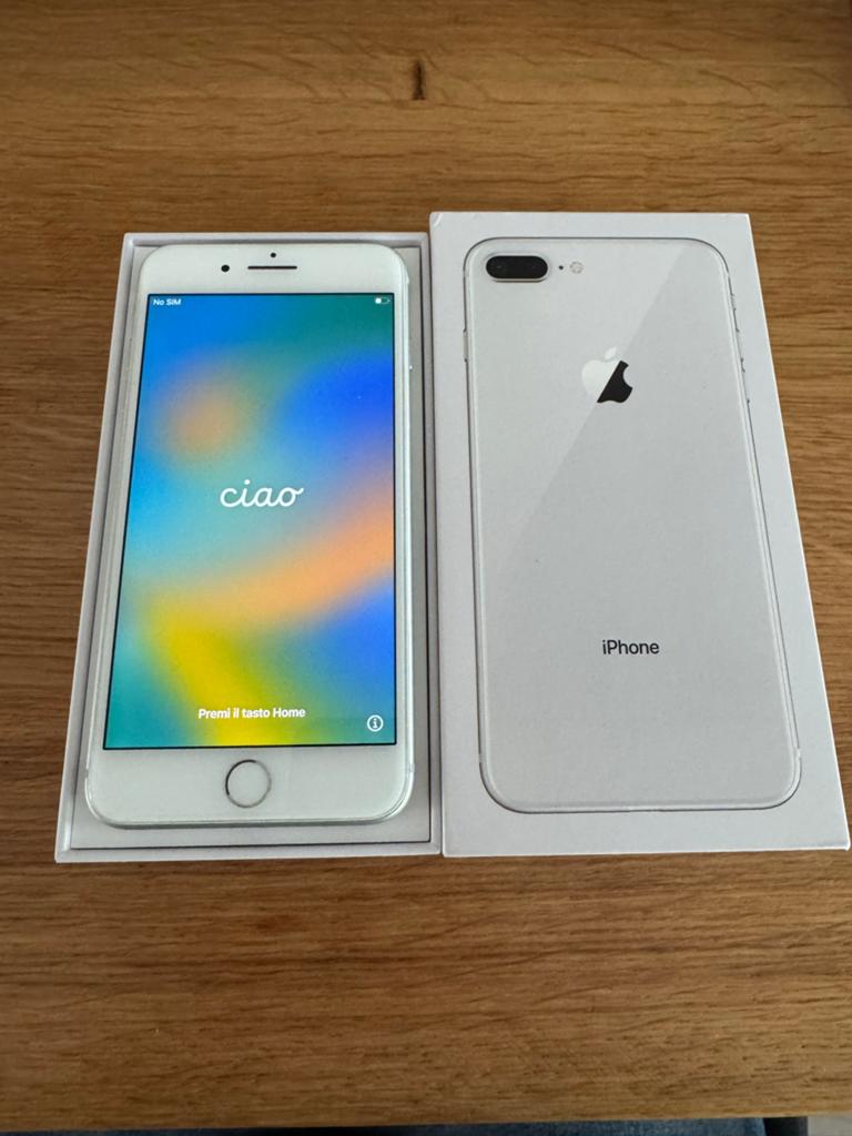 iPhone 8 Plus 64GB Zilver - Achterkant beschadigd, Telecommunicatie, Mobiele telefoons | Apple iPhone, Ophalen, Gebruikt, IPhone 8 Plus
