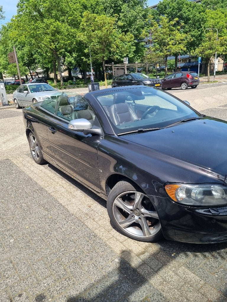Volvo C70 2.5 T5 2007 Zwart, Auto's, Volvo, 1608 kg, Cabriolet, 4 stoelen, Bruin