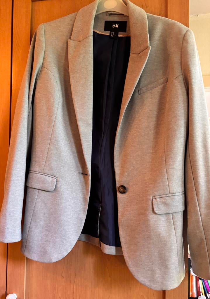 Blazer lichtgrijs maat 40 H&M, Maat 38/40 (M), Ophalen of Verzenden, Zo goed als nieuw, Jasje