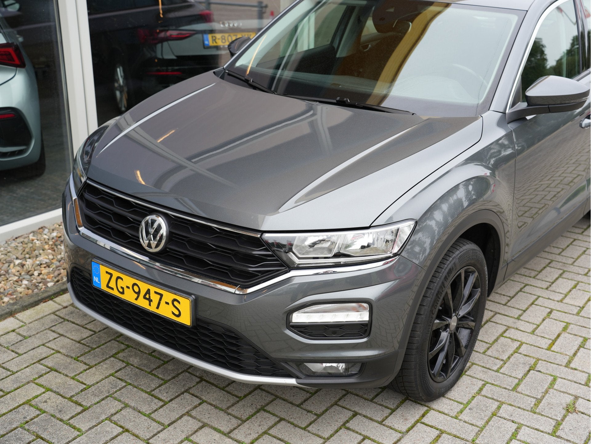 Volkswagen T-Roc 1.5 TSI Style Business (bj 2019), Auto's, Voorwielaandrijving, Stof, Euro 6, 4 cilinders