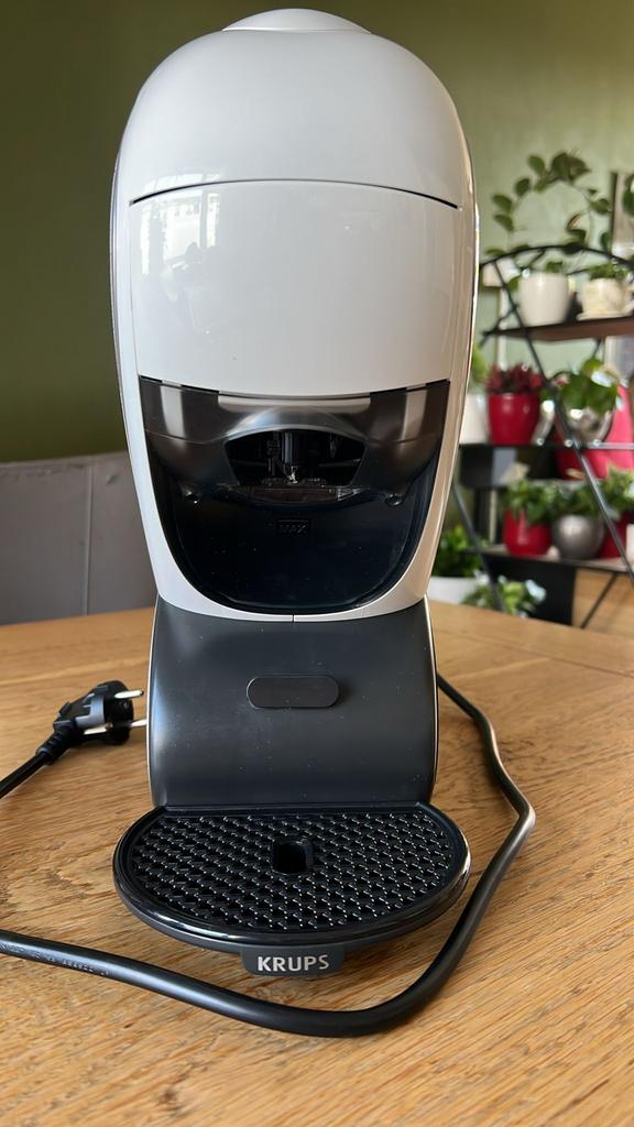 Krups Nescafé Dolce Gusto Neo Koffiezetapparaat Wit, Ophalen, Koffiepads en cups, Koffiemachine, Zo goed als nieuw