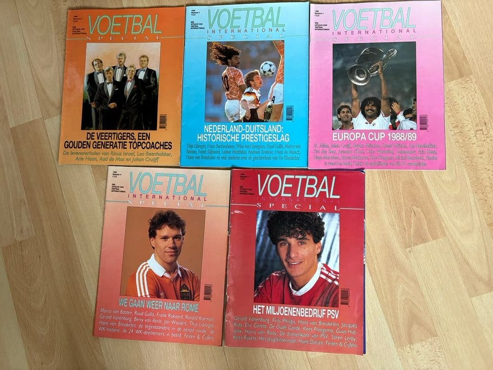 Nostalgische Voetbal International Specials - 1989/90, Ophalen of Verzenden, Gelezen, Sport en Vrije tijd