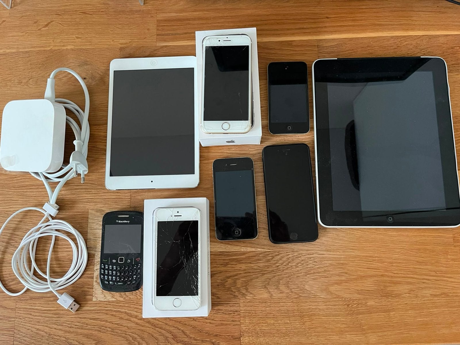 Diverse apple/blackberry apparaten, 10 inch, Gebruikt, Apple iPad, Wit