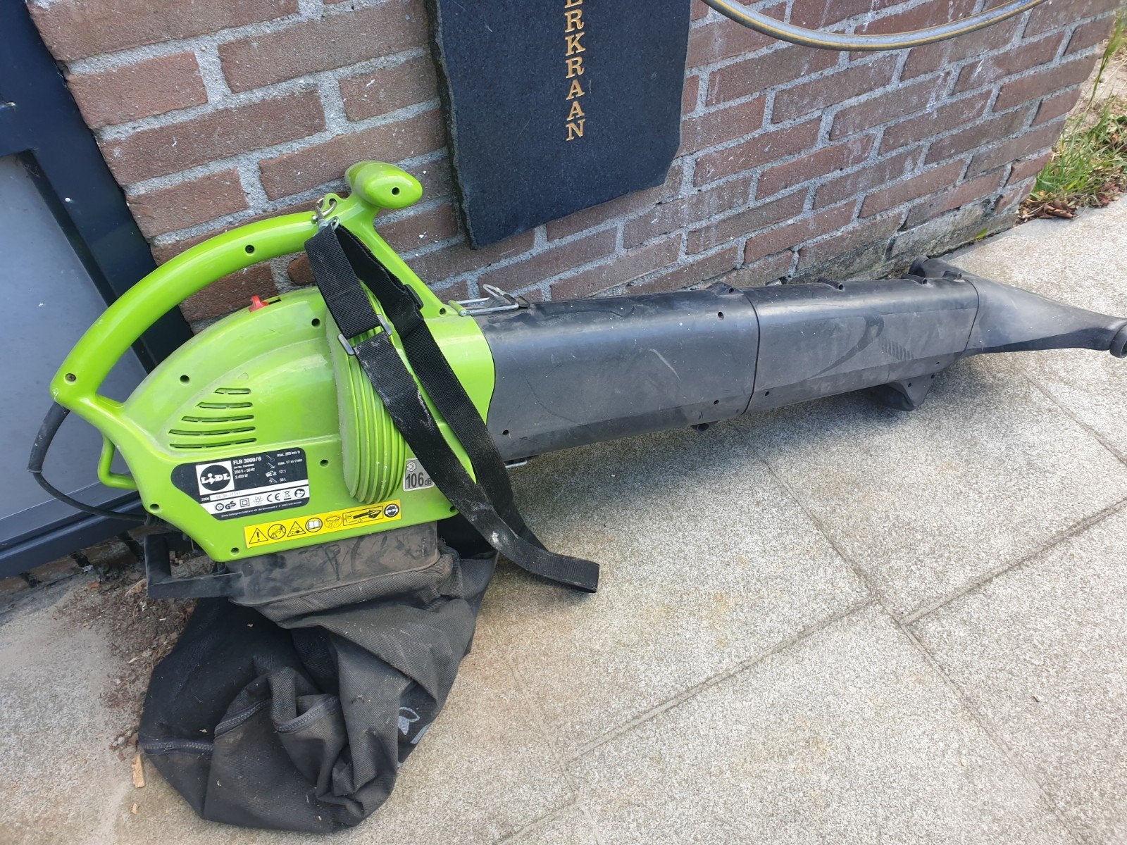 Florabest Bladblazer/Bladzuiger FLB 3000/6 - Weinig gebruikt, Tuin en Terras, Florabest, Met opvangzak, Handgedragen, Ophalen of Verzenden