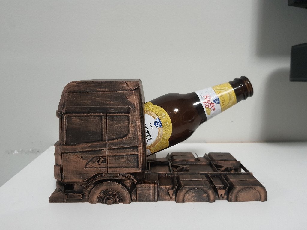 nieuwe vrachtwagen met bierfleshouder, Kunststof, Nieuw, Ophalen of Verzenden, Minder dan 5 flessen