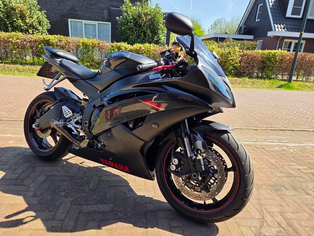 Yamaha R6 (2008) met Akrapovic en quickshifter 29k km, Motoren, Motoren | Yamaha, Particulier, Super Sport, meer dan 35 kW, 4 cilinders