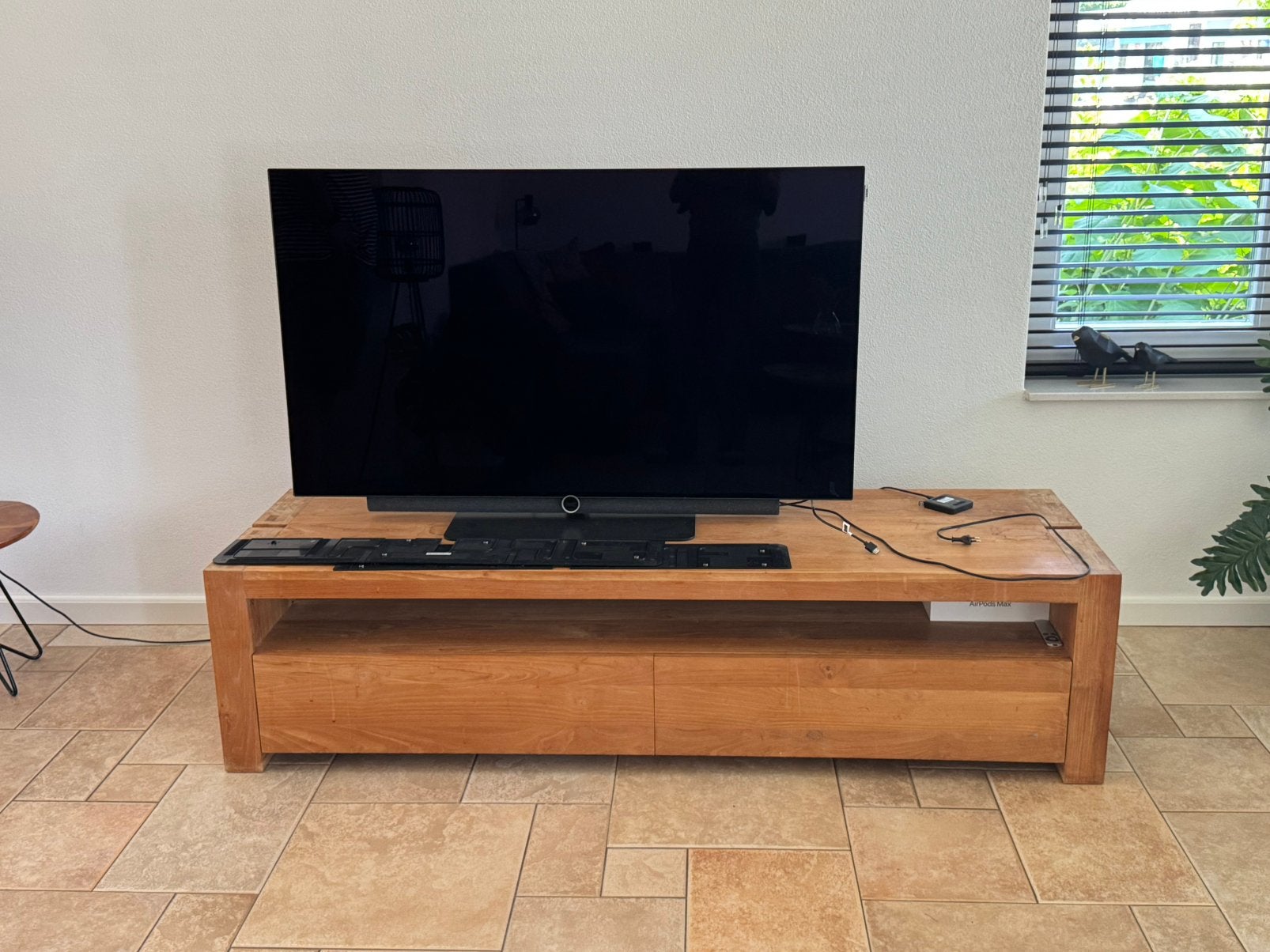 Teakhouten televisie kast met 2 laden, Ophalen, Zo goed als nieuw, 25 tot 50 cm, Minder dan 100 cm