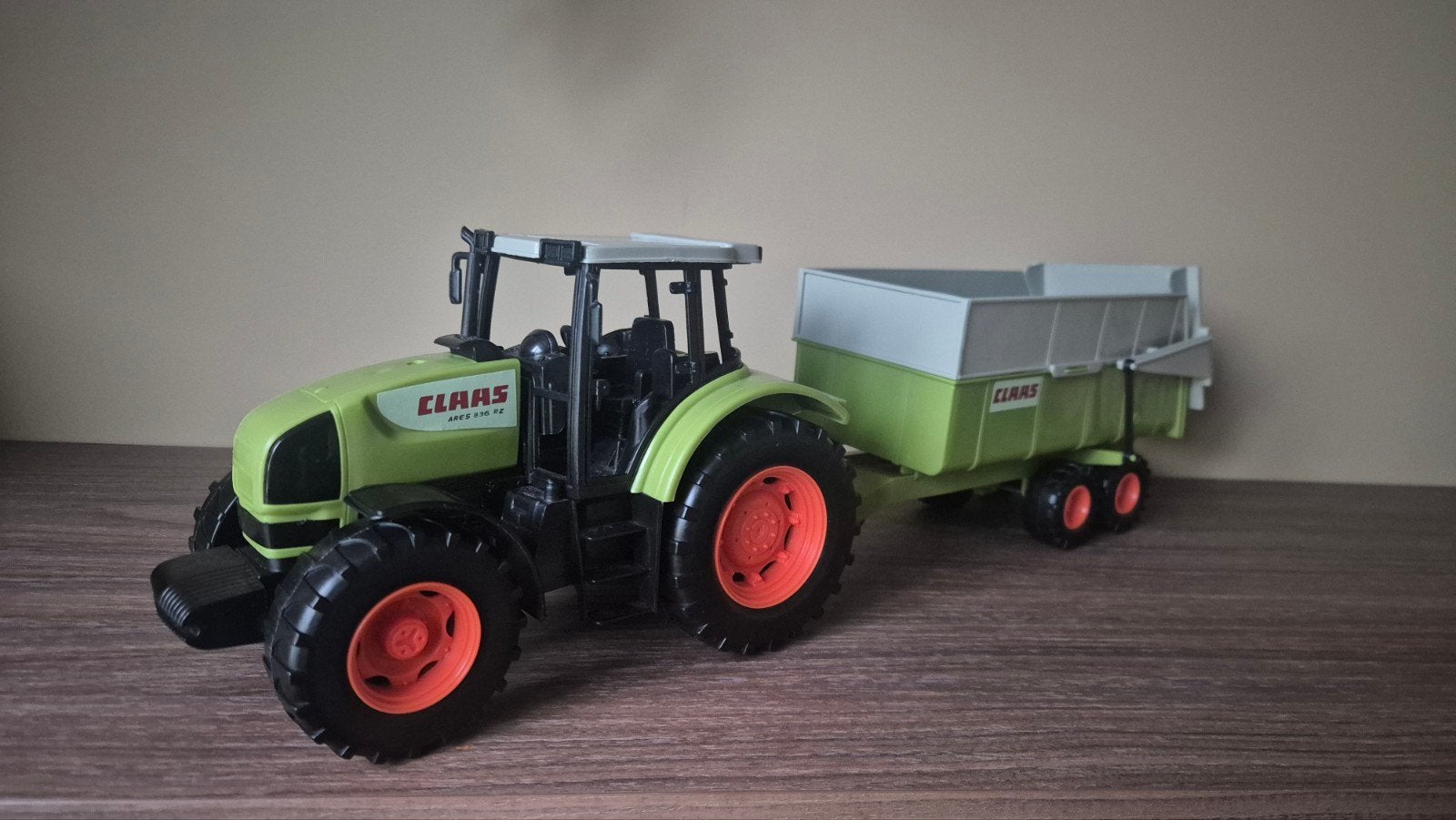Claas tractor met aanhanger speelgoed, Ophalen, Zo goed als nieuw