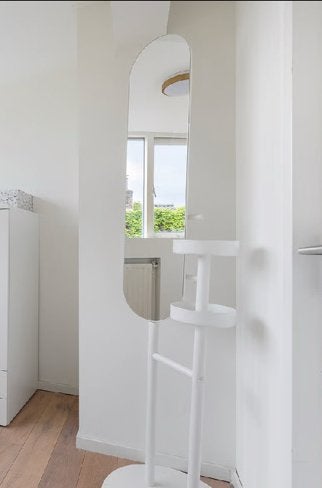 Witte staande spiegel / dressboy met kapstok en plankjes, Ophalen, Minder dan 50 cm, Zo goed als nieuw, Overige vormen