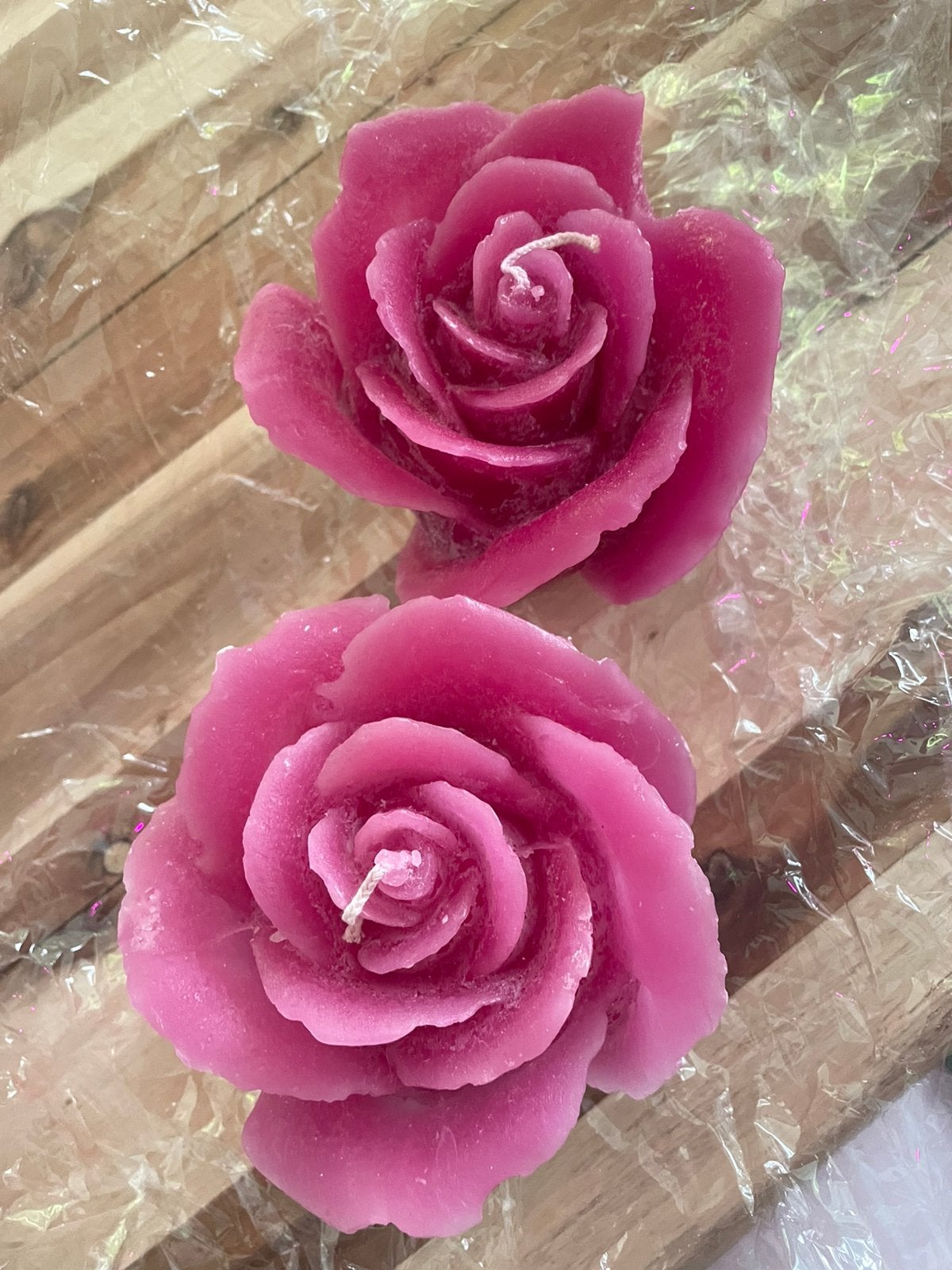 Dekocandle rozen kaars 2 stuks, Huis en Inrichting, Woonaccessoires | Kandelaars en Kaarsen, Overige merken, Nieuw, Ophalen of Verzenden