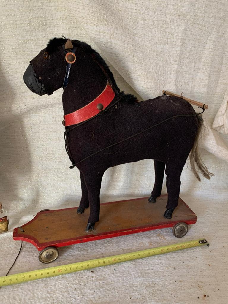 Antiek paard op wielen - Decoratief speelgoed, Ophalen of Verzenden
