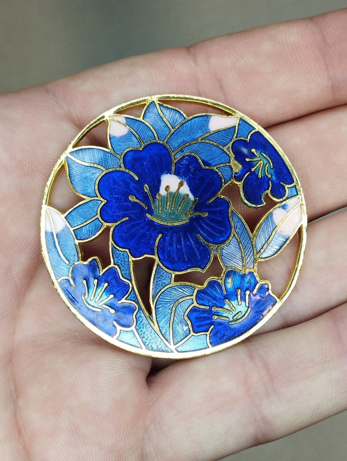 Prachtige vintage emaille broche, Ophalen of Verzenden, Zo goed als nieuw, Overige materialen