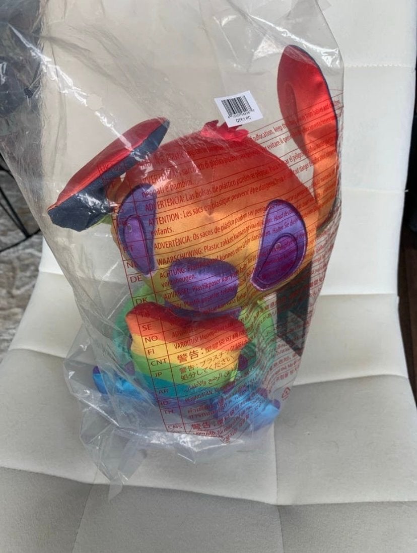 Disney Pride Collection Stitch Knuffel Regenboog Nieuw, Disney, Overige typen, Nieuw, Ophalen of Verzenden