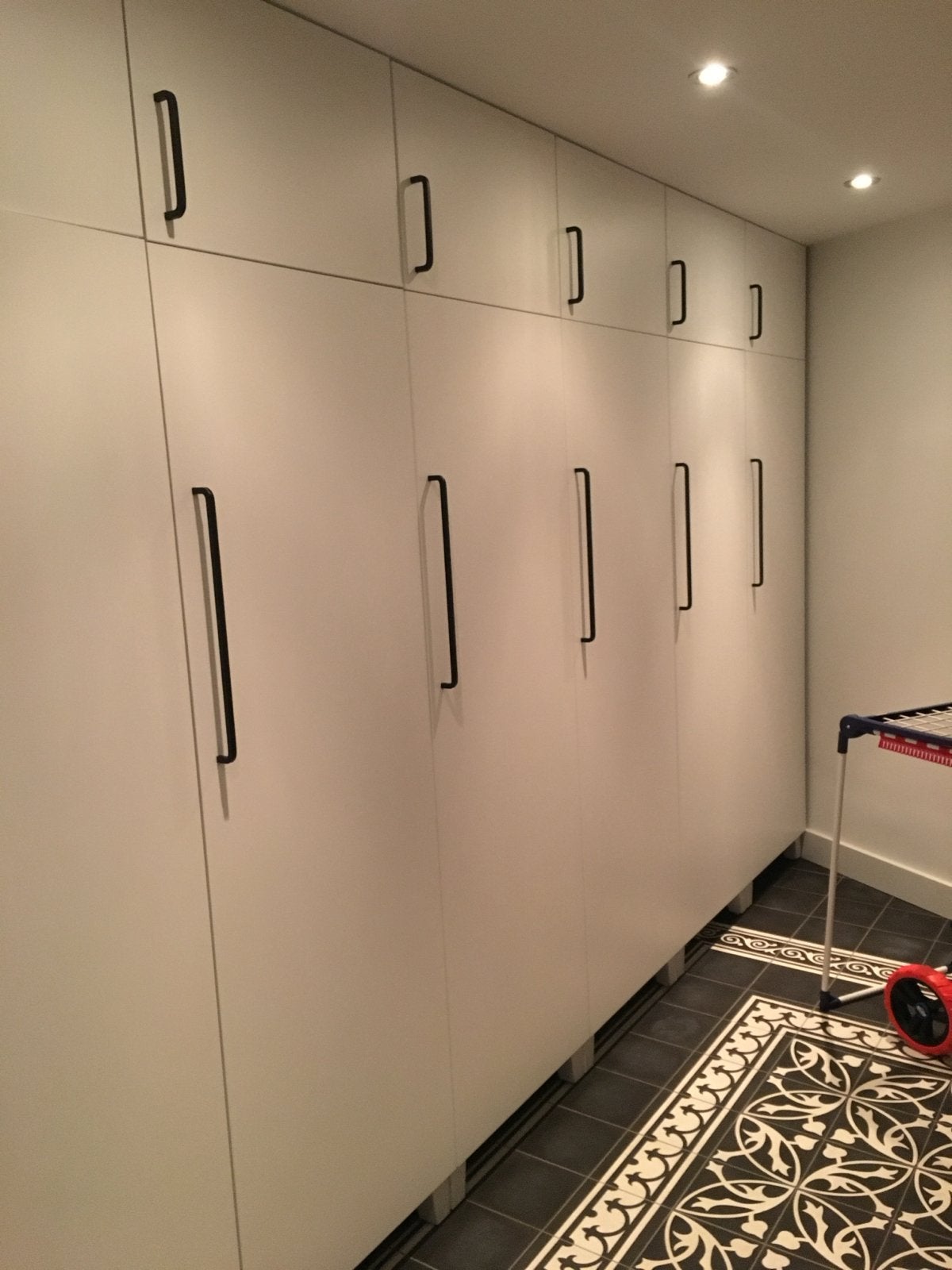 IKEA Platsa Witte Kledingkast met Zwarte Handgrepen, Huis en Inrichting, Ophalen, Gebruikt, 200 cm of meer, 50 tot 100 cm