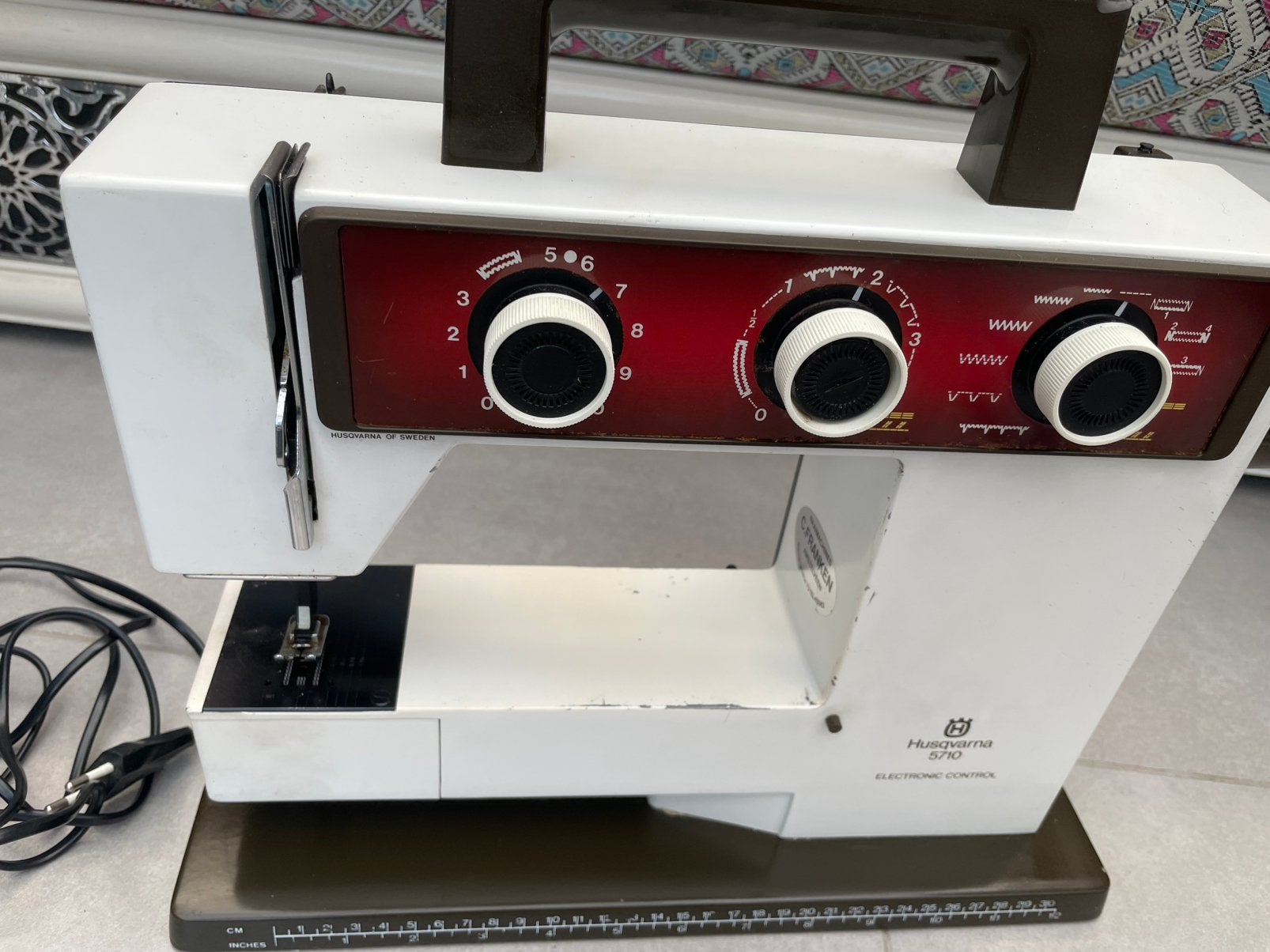 Naaimachine Husqvarna 5710  electronisch control, Ophalen