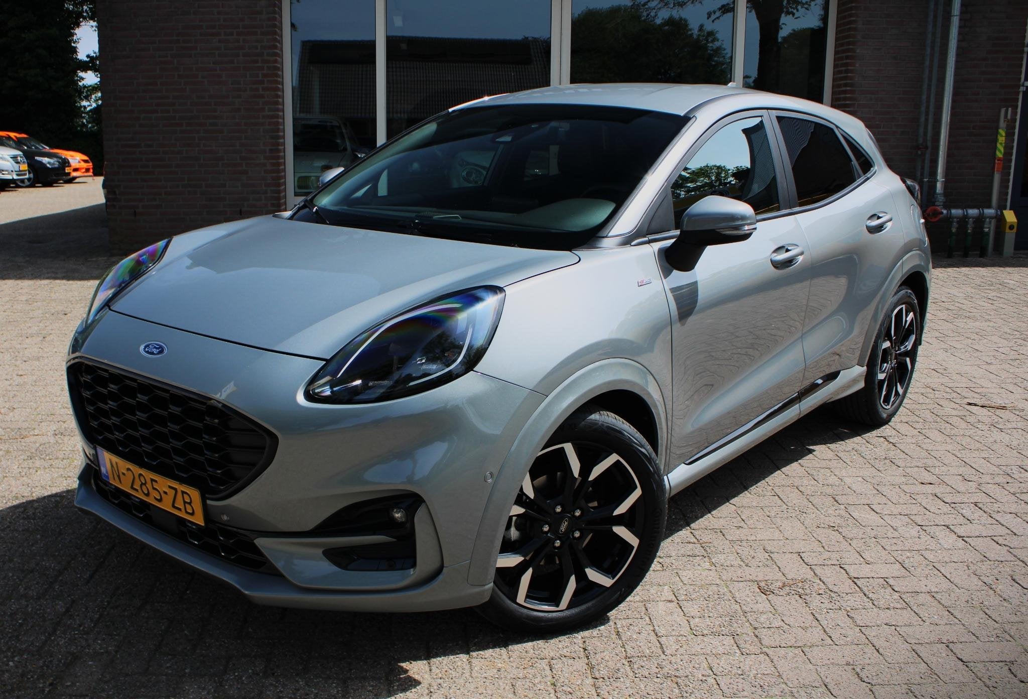 Ford Puma 1.0 Hybrid ST-Line X 1e Eig NL, Carplay, Achteruit, 125 pk, Leder en Stof, Bedrijf, 3 cilinders
