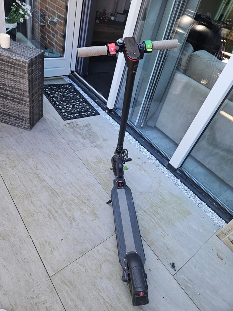 Kukudel elektrische step - 100x110 - Gebruikt, Fietsen en Brommers, Steps, Ophalen of Verzenden, Gebruikt, Elektrische step (E-scooter)